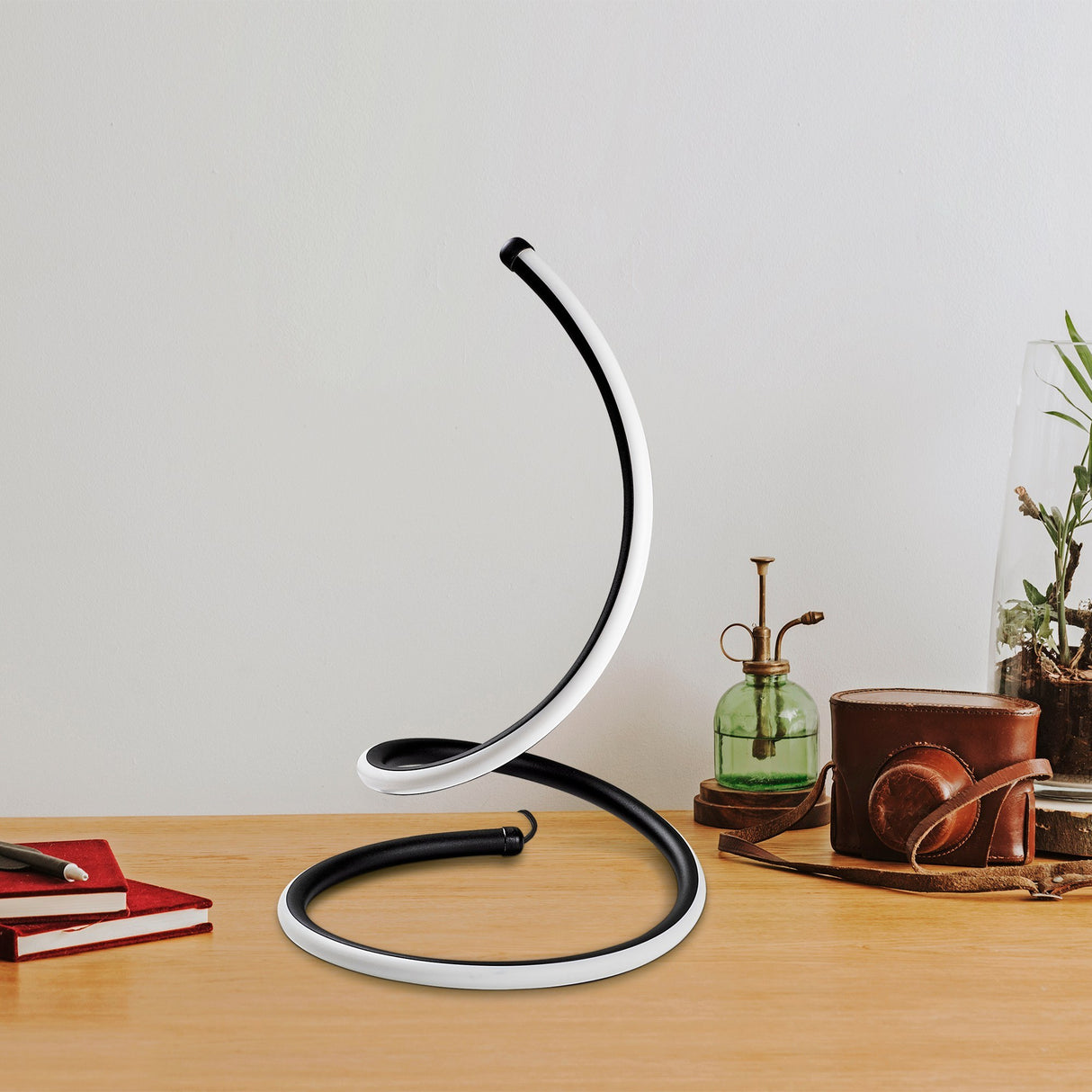 Table lamp Black Metal Nightstrike