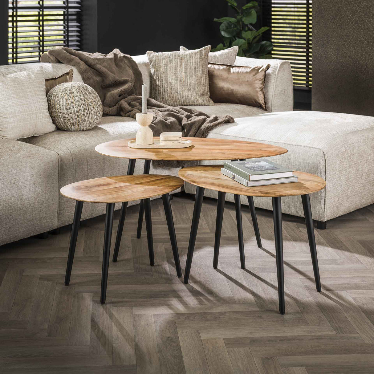 Organic coffee table set of 3 Loiza Acacia Wood Naturel