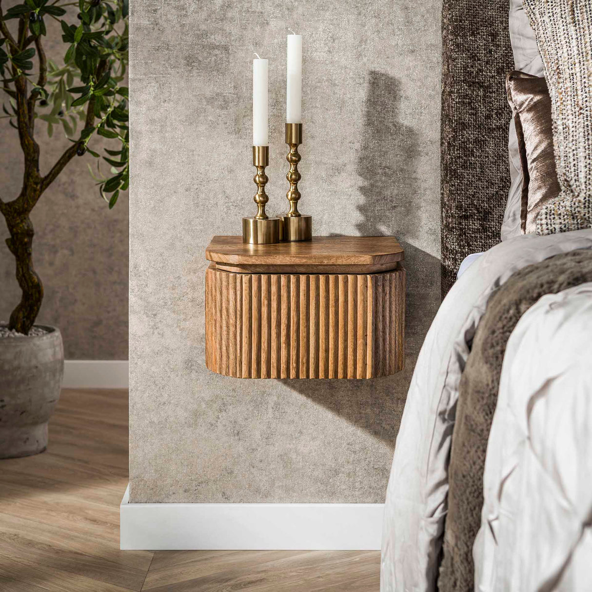 Floating Nightstand Mango wood Sand – 1 Drawer