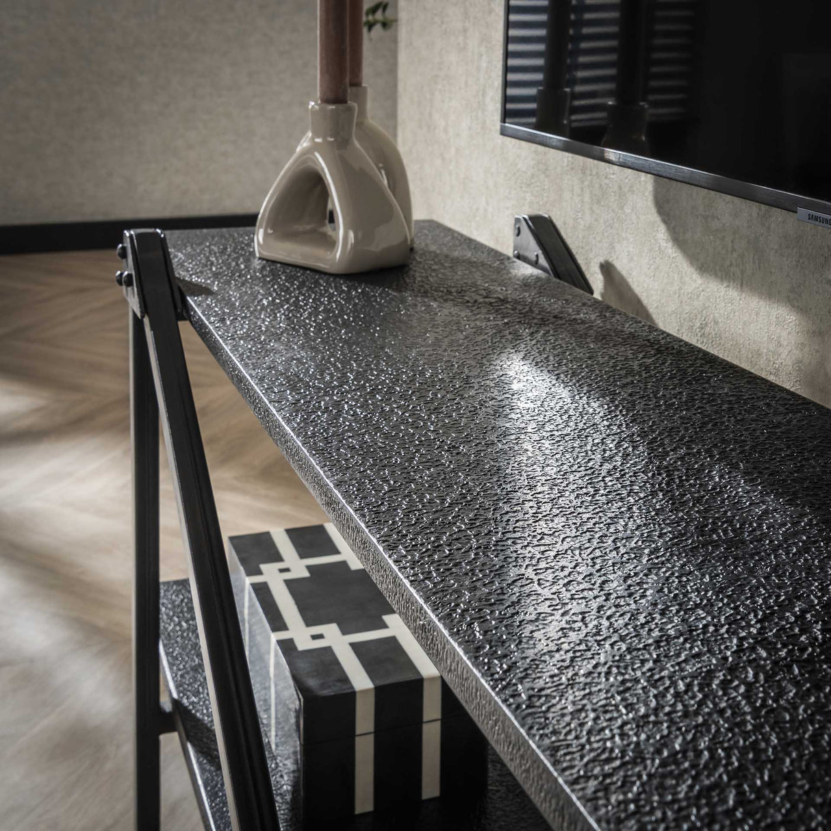 TV Furniture Loek Gray Metal 140 cm