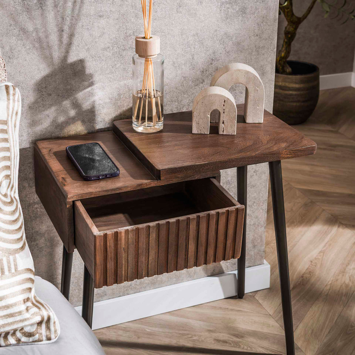 Nightstand Oslo Right - Solid Acacia Drift Brown (1 drawer)