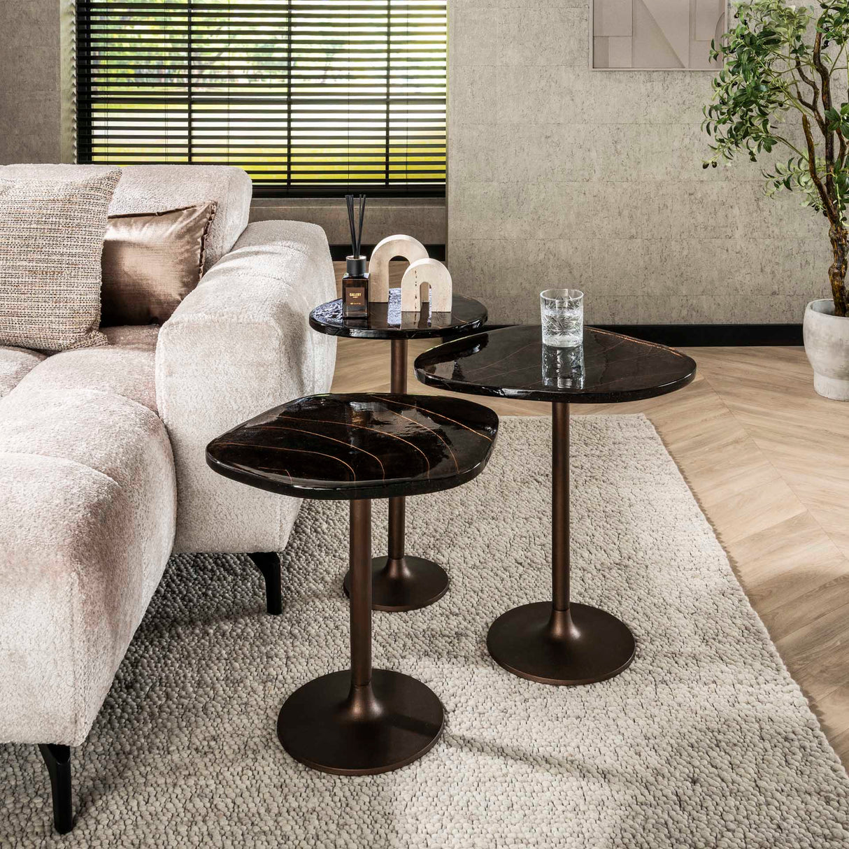 Side table Aris S – Antique Copper 53x42x50 cm