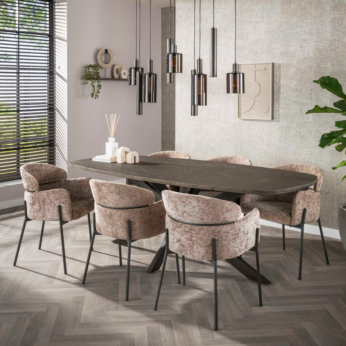 Dining room chair Chenille Taupe with round back and arm - Lola
