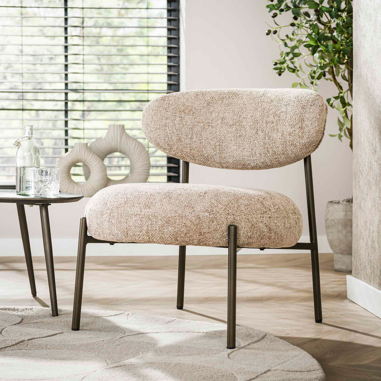 Nova Round Armchair – Sand-colored Fabric