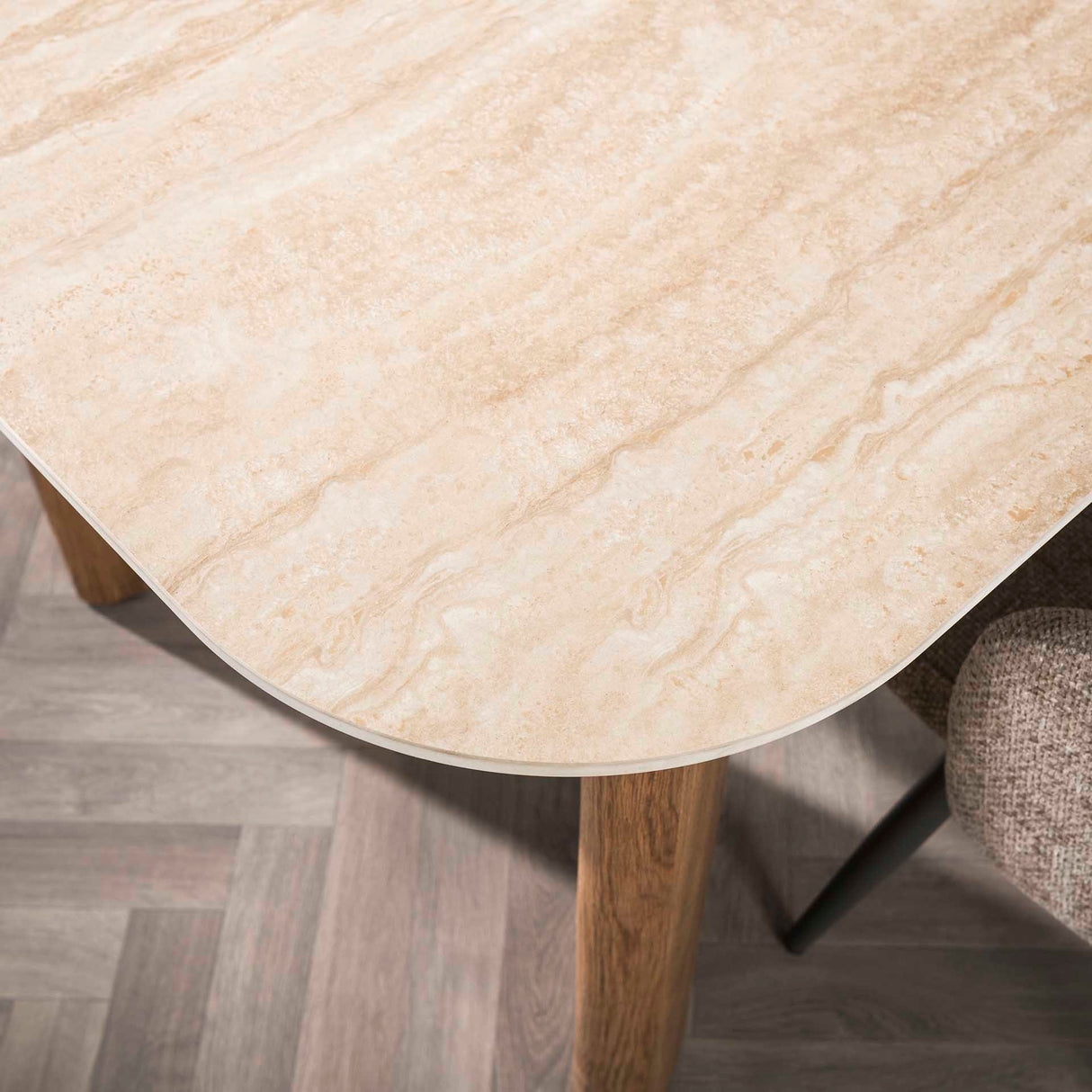 Vento Curvo Dining Table 180 Ceramic Travertine