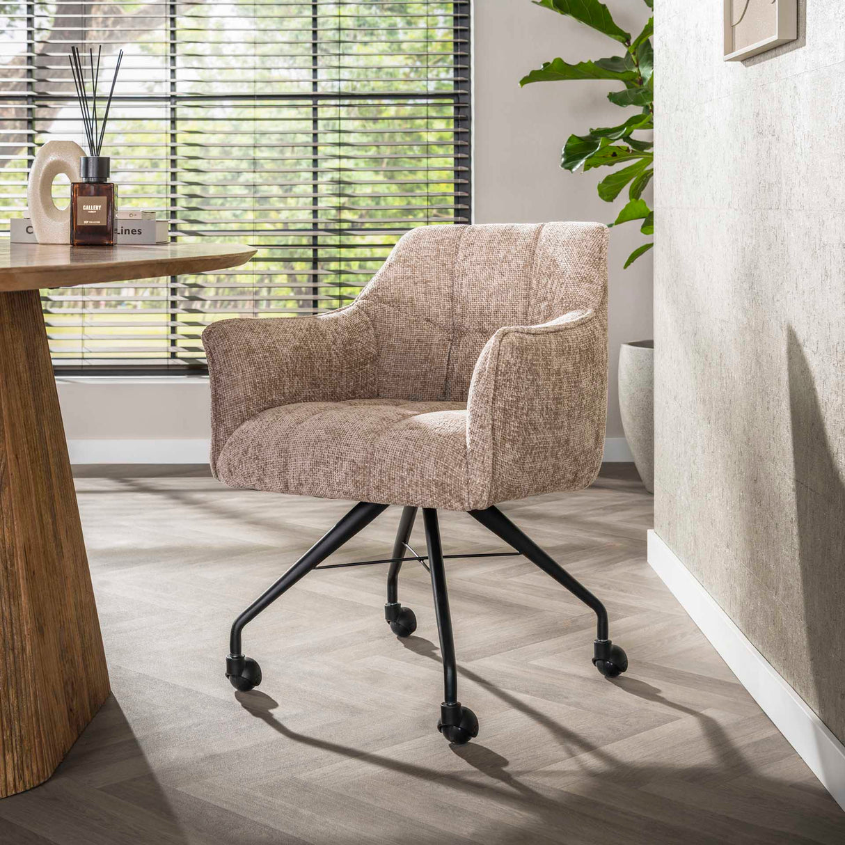 Set of 2 dining chairs Hoven rich sand elegant