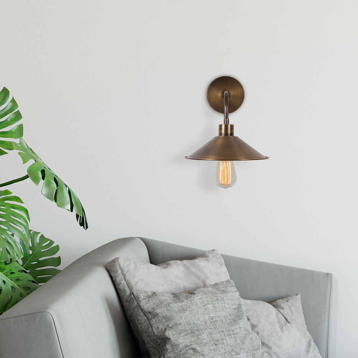Bronze Metal Wall Lamp Allure