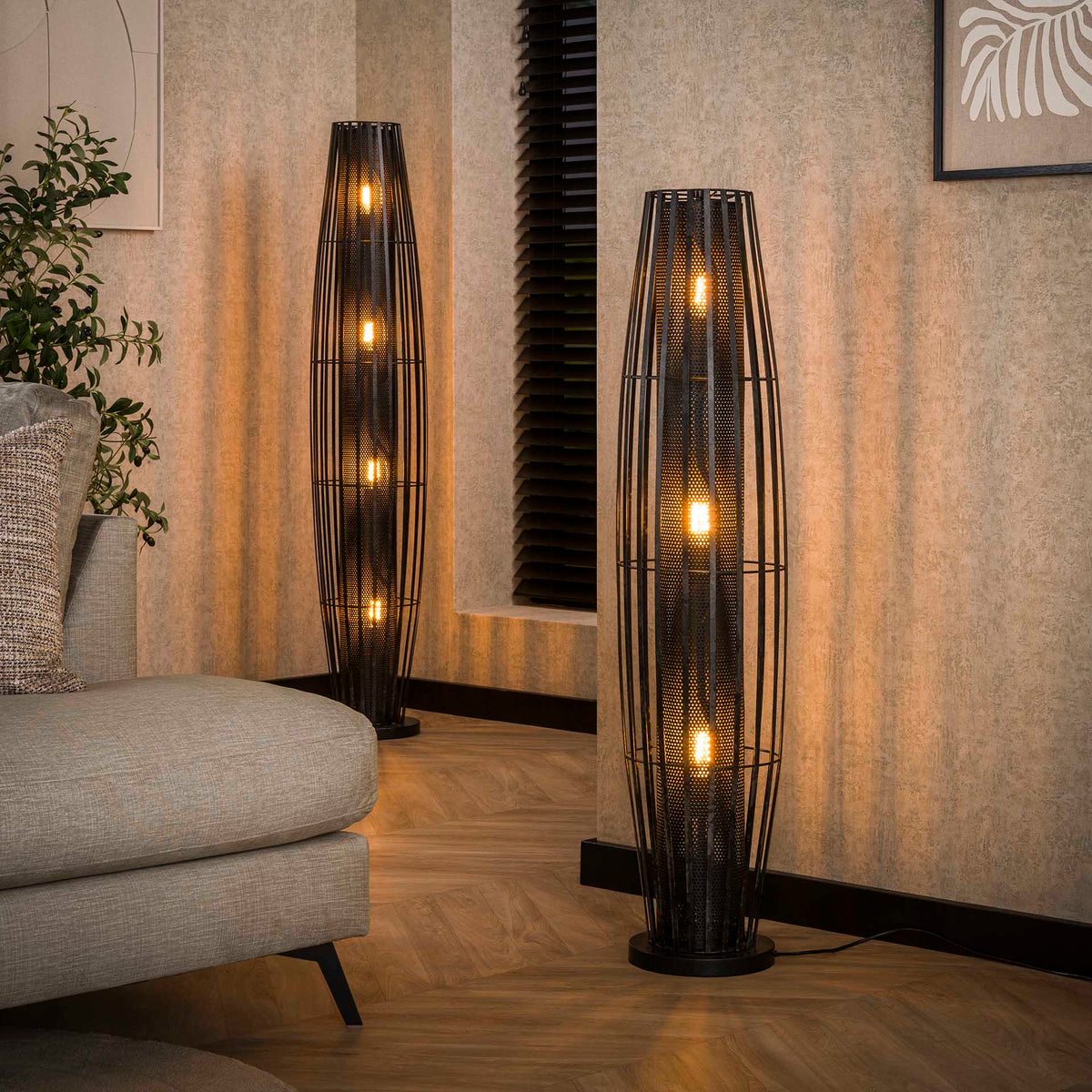 Floor lamps - Floor lamp Liora 3 - light cylinder mesh black 120 cm - Dimehouse