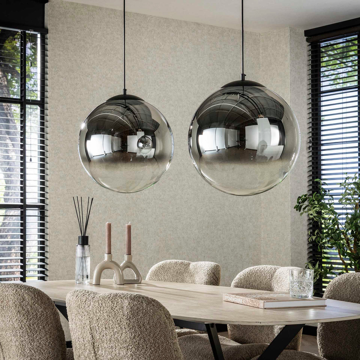 Modern Hanging Lamp Sphere Round Juliette 2-light smoked glass