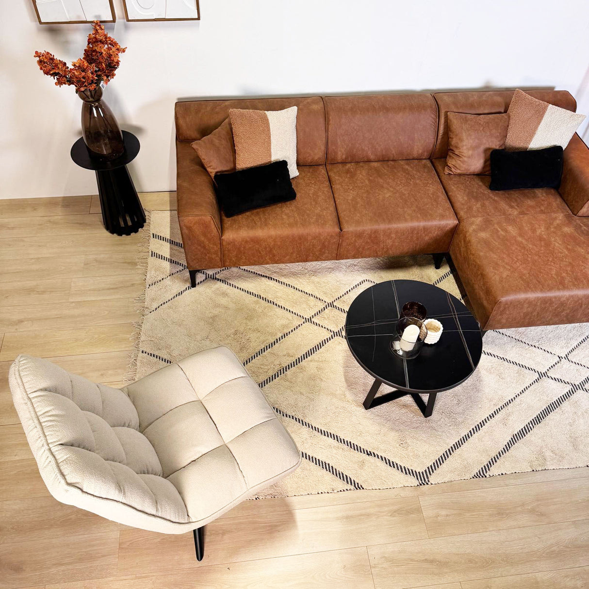 Yuki Swivel Armchair Beige Bouclé 360° Rotatable