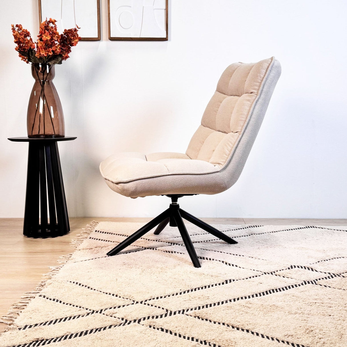 Yuki Swivel Armchair Beige Bouclé 360° Rotatable
