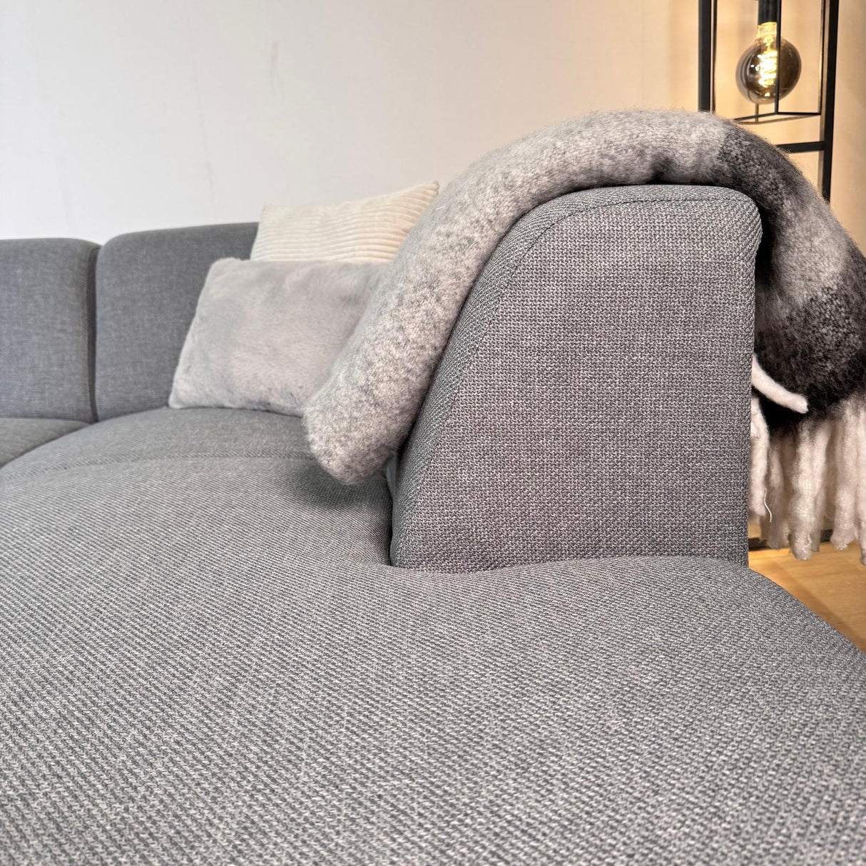 Corner sofa with compact lounge in gray-blue recycled fabric Moby - left