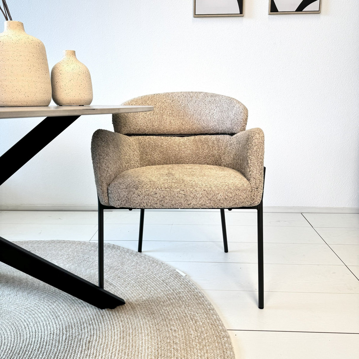 Dining room chair Bouclé Beige - Japandi - round shapes - Lola