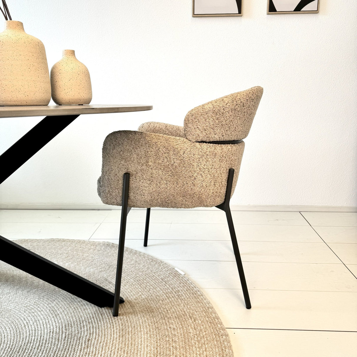 Dining room chair Bouclé Beige - Japandi - round shapes - Lola