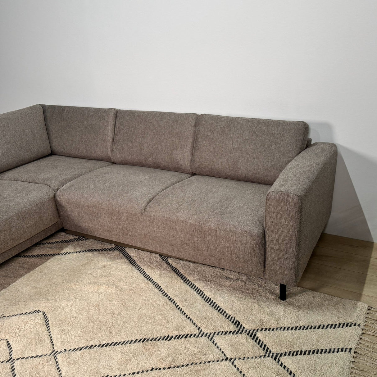 Modern 3-seater Corner Sofa Left Taupe Fabric Aniko with Lounger 240x197x78 cm