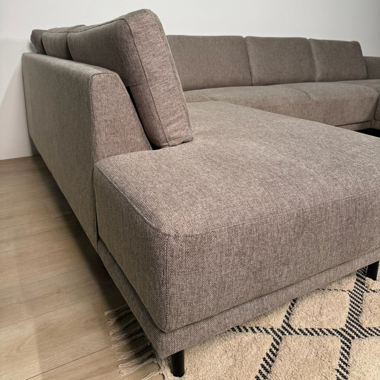 Modern U-Shape Couch Corner Sofa Left Taupe Fabric Aniko 310x197x78 cm