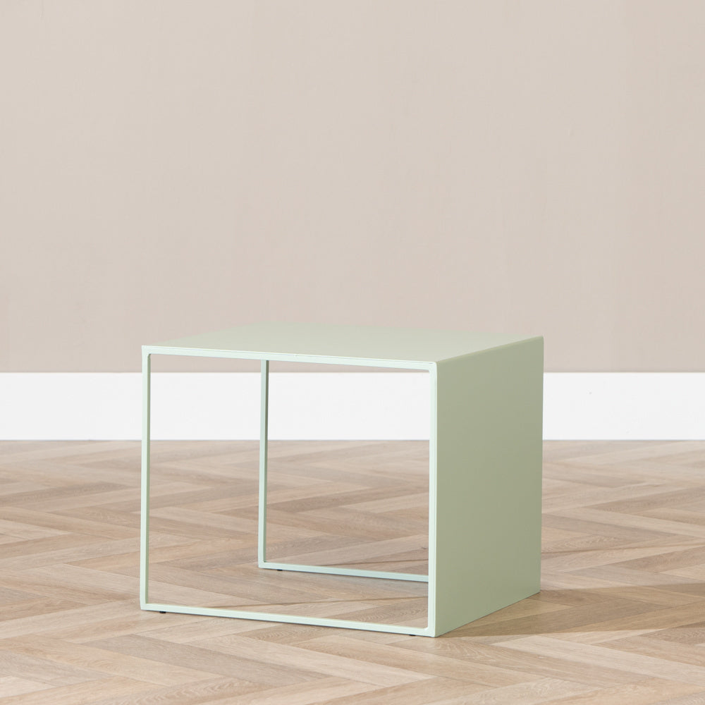 Side table Lucia metal light green 34 cm high Green Powder-coated metal