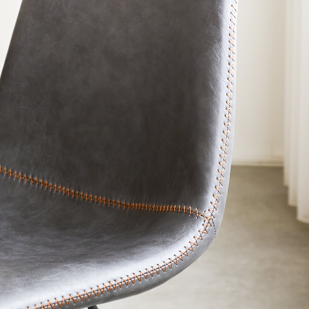 Dining room chair Viano Dimehouse Anthracite LxWxH 64x61x52 Faux leather Atmospheric photo detail