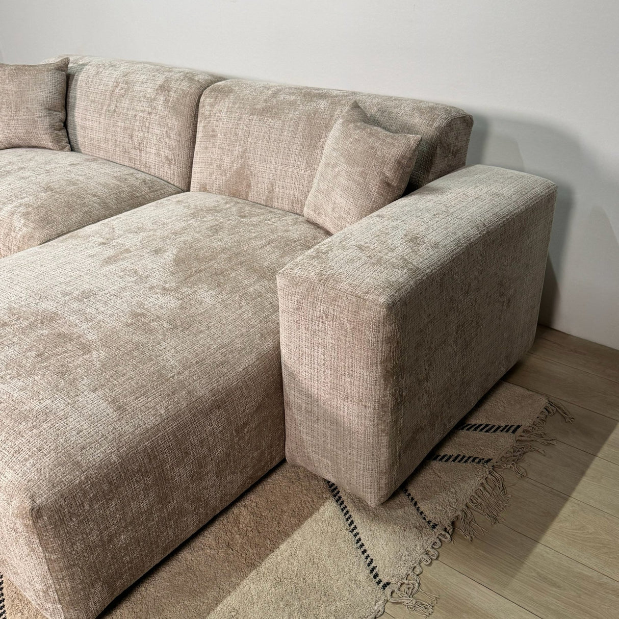 Corner sofa Wayne Chenille Taupe 260cm - Left & Right Mountable
