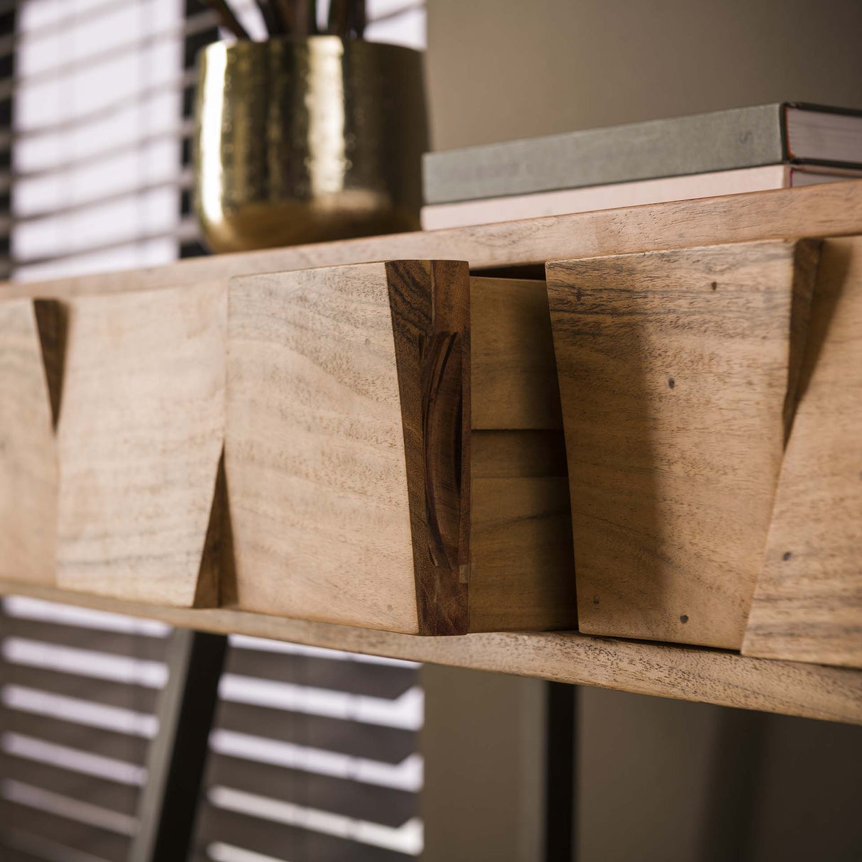 Dressing table Alisa DH Interior Acacia LxWxH 125x46x23 Acacia wood Atmospheric photo detail