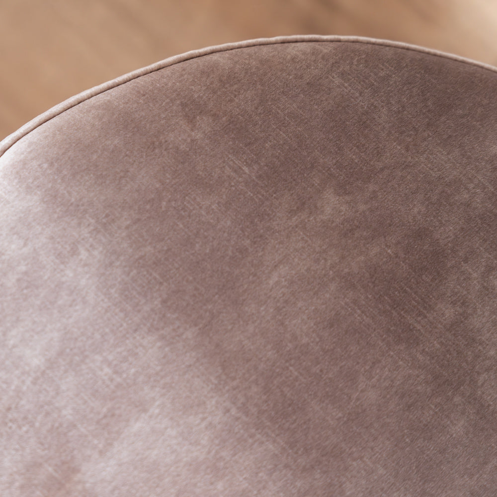 Velvet pouffe Beau taupe