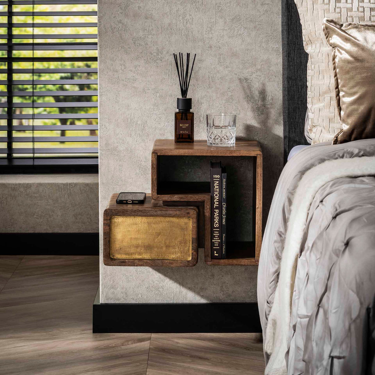 Solano Set of 2 Nightstands Solid Mango Sand Brass 