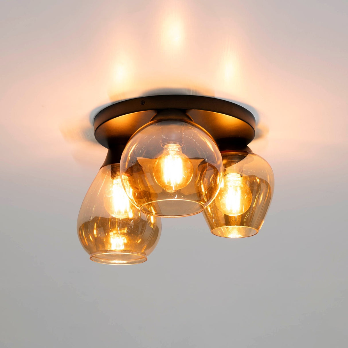 Modern ceiling lamp 3-light Felien amber-colored glass