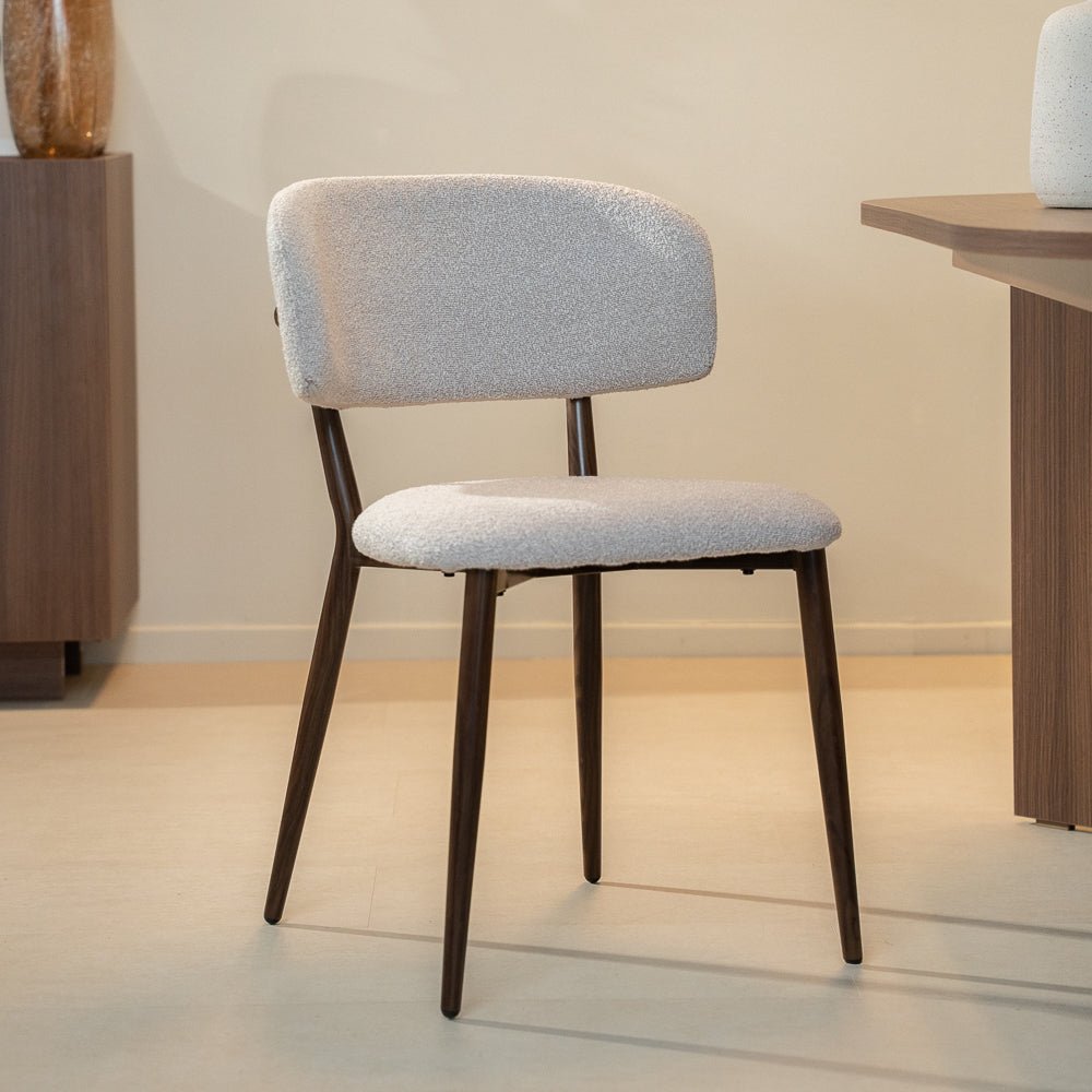 Eetkamerstoelen-Japandi Eetkamerstoel Yura Beige - Walnootlook Frame-Dimehouse