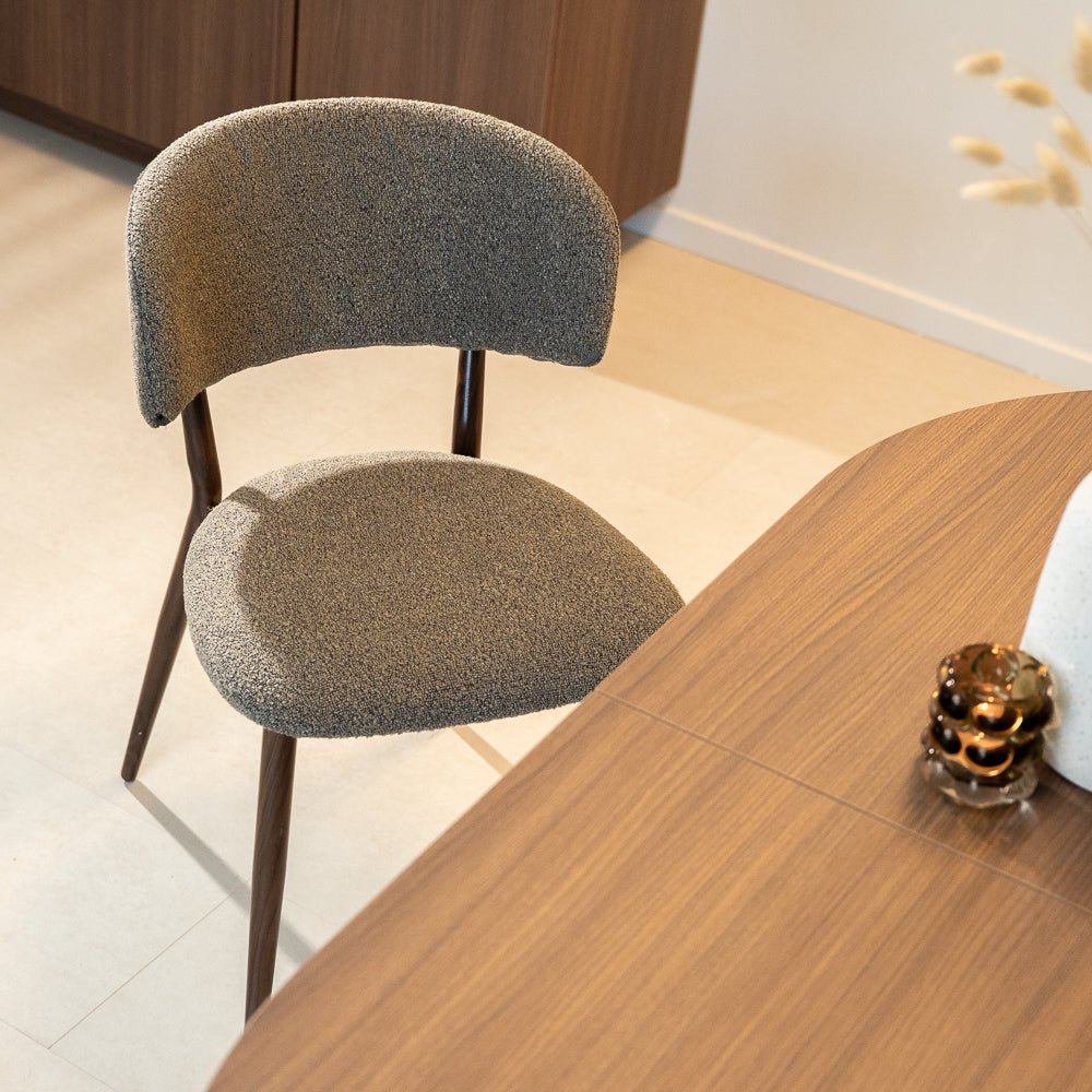 Eetkamerstoelen-Japandi Eetkamerstoel Yura Taupe - Walnootlook Frame-Dimehouse