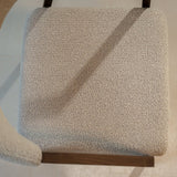Eetkamerstoelen-Japandi eetkamerstoel zandkleur bouclé Kyo - walnoot frame - met armleuning-Dimehouse