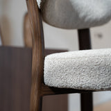Eetkamerstoelen-Japandi Eetkamerstoel Yura Beige - Walnootlook Frame-Dimehouse