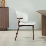 Eetkamerstoelen-Japandi Eetkamerstoel Yuka Beige - Walnootlook Frame-Dimehouse