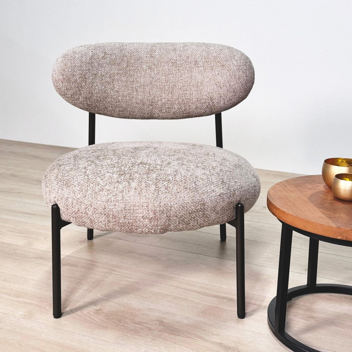 Nova Round Armchair – Sand-colored Fabric 