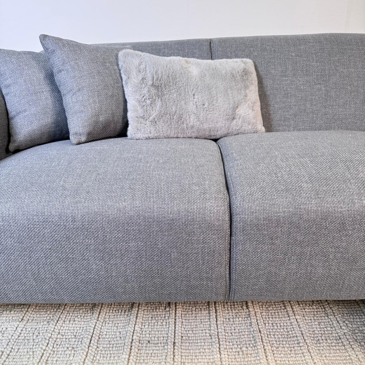 Corner sofa with compact lounge in grey-blue recycled fabric Moby - right 