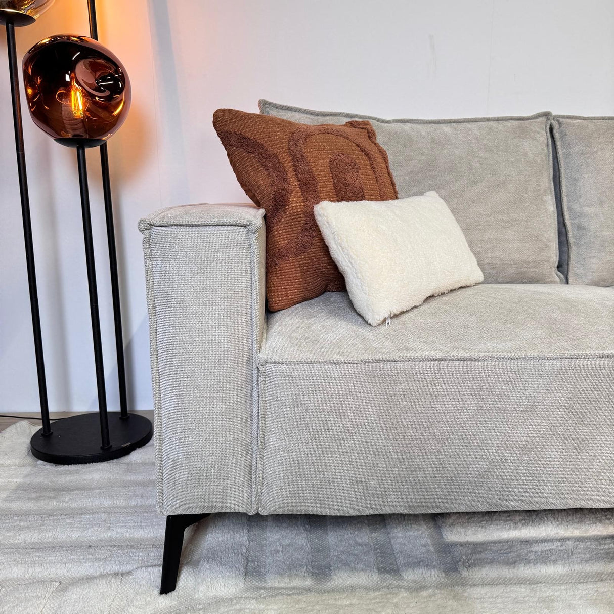 Corner sofa with beige chenille Yara chaise longue - right 