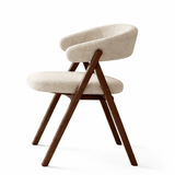 Eetkamerstoelen - Japandi eetkamerstoel zandkleur bouclé Miyu - walnoot frame - met armleuning - Dimehouse