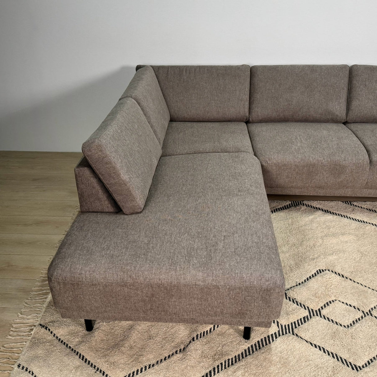Modern 3-seater Corner Sofa Left Taupe Fabric Aniko with Lounger 240x197x78 cm 