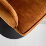 Barkruk Novan velvet Dimehouse Cognac LxBxH 75x58x54 Stof Sfeerfoto detail