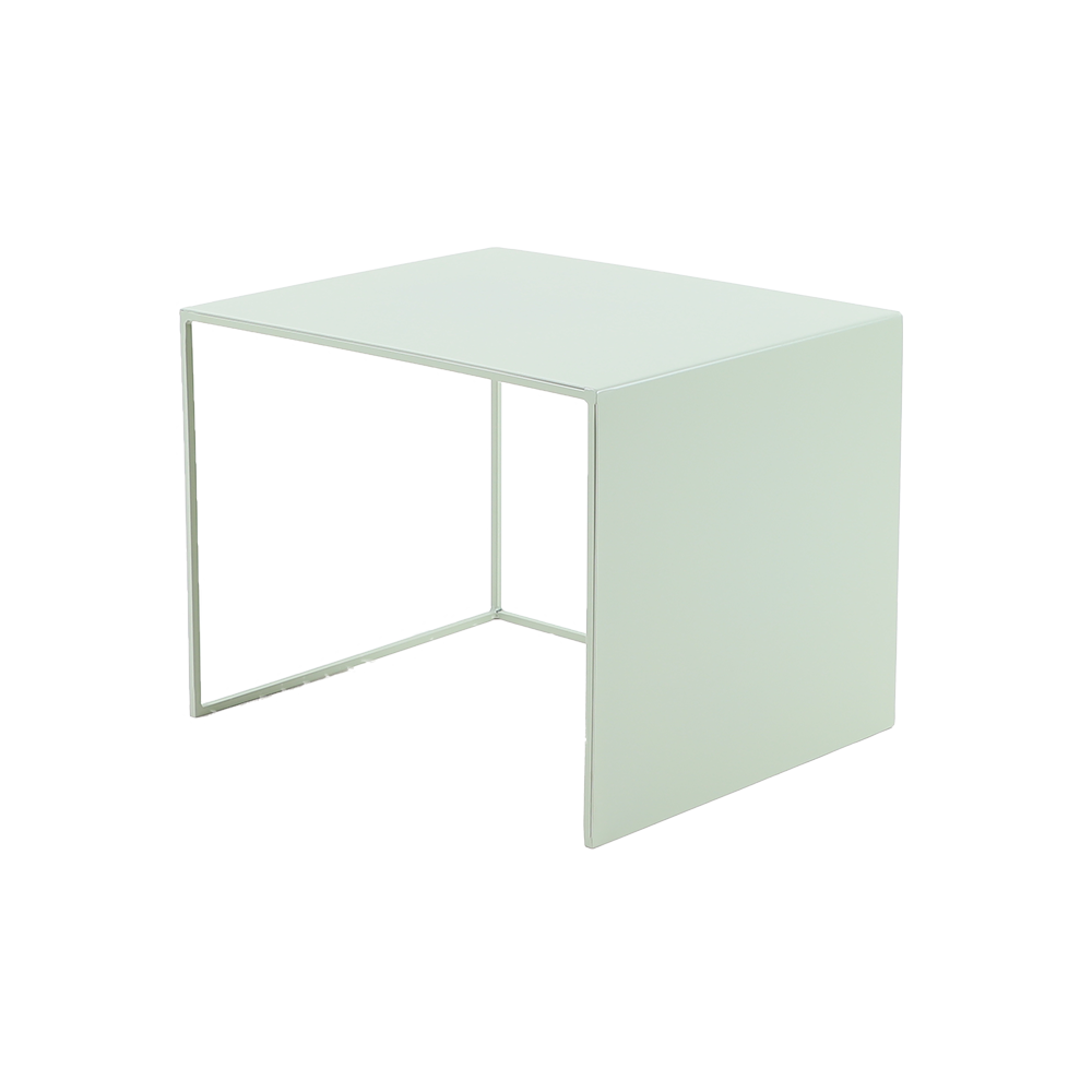 Side table Bianca metal light green 37 cm high. Green Powder-coated metal