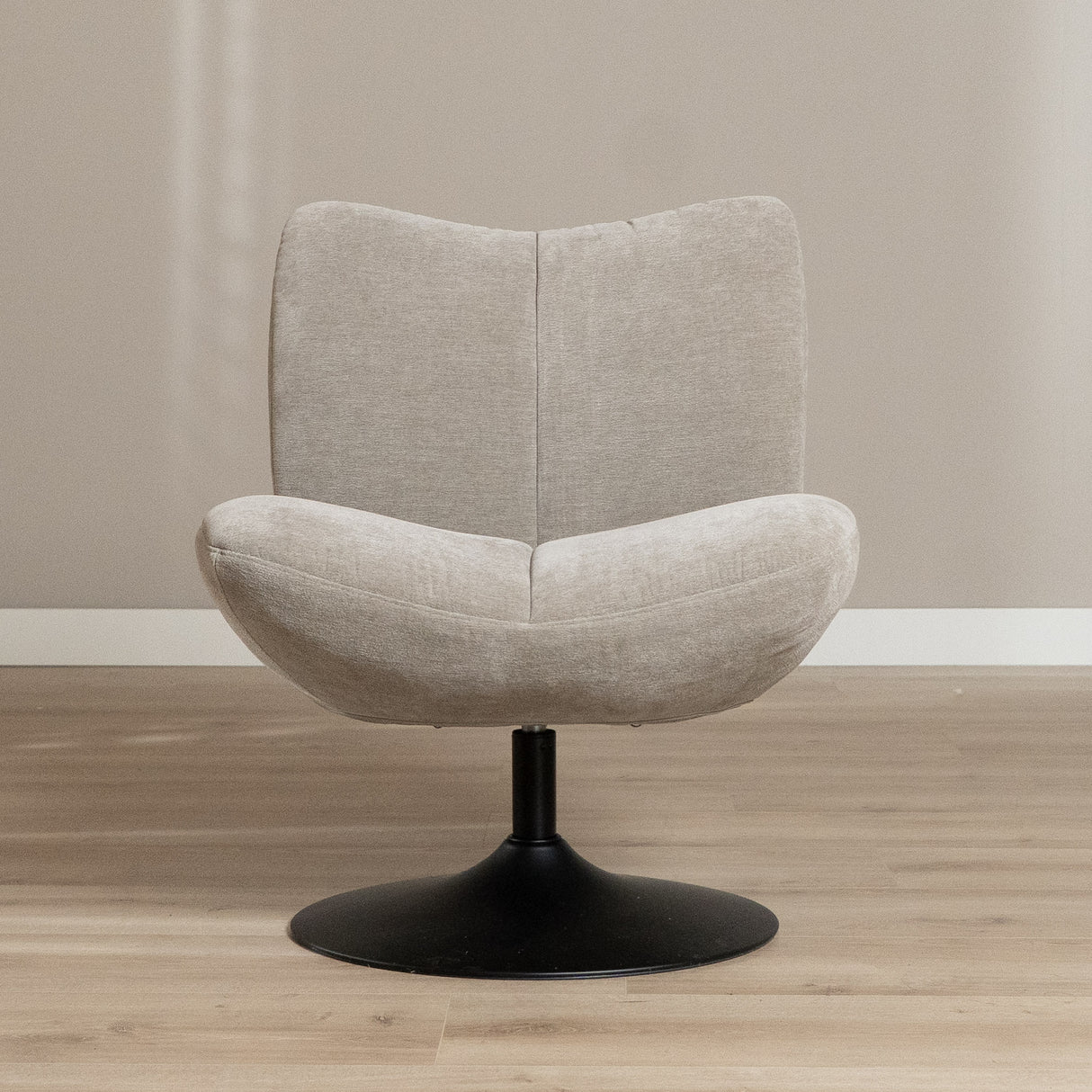 Lise chenille taupe swivel armchair - image 2