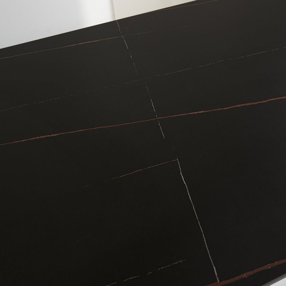 Eettafel Grace Black Dimehouse Zwart Sintered stone Sfeerfoto schuin vooraanzicht