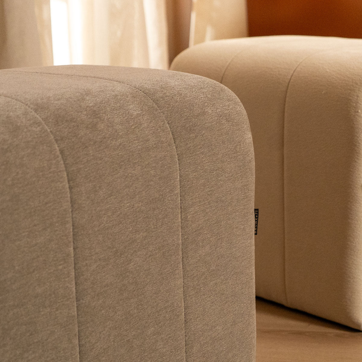 Modular stool Seth chenille off white Recycled polyester